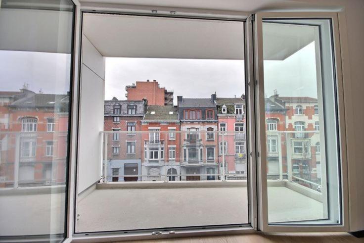 Superbe Appartement Neuf Et Moderne A Liège Extérieur photo